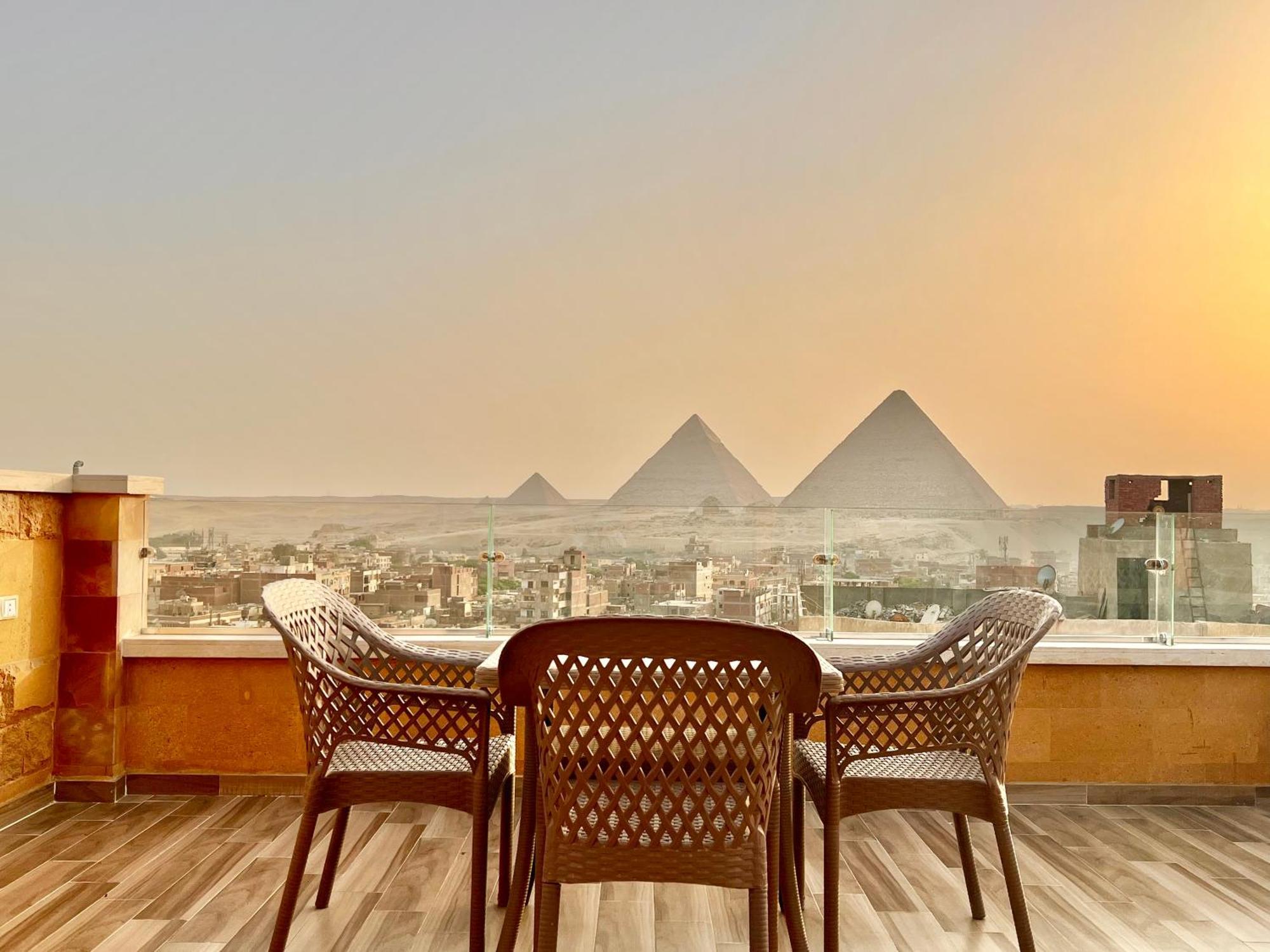 Celia Pyramids View Inn Nazlet el-Sîsi Екстериор снимка