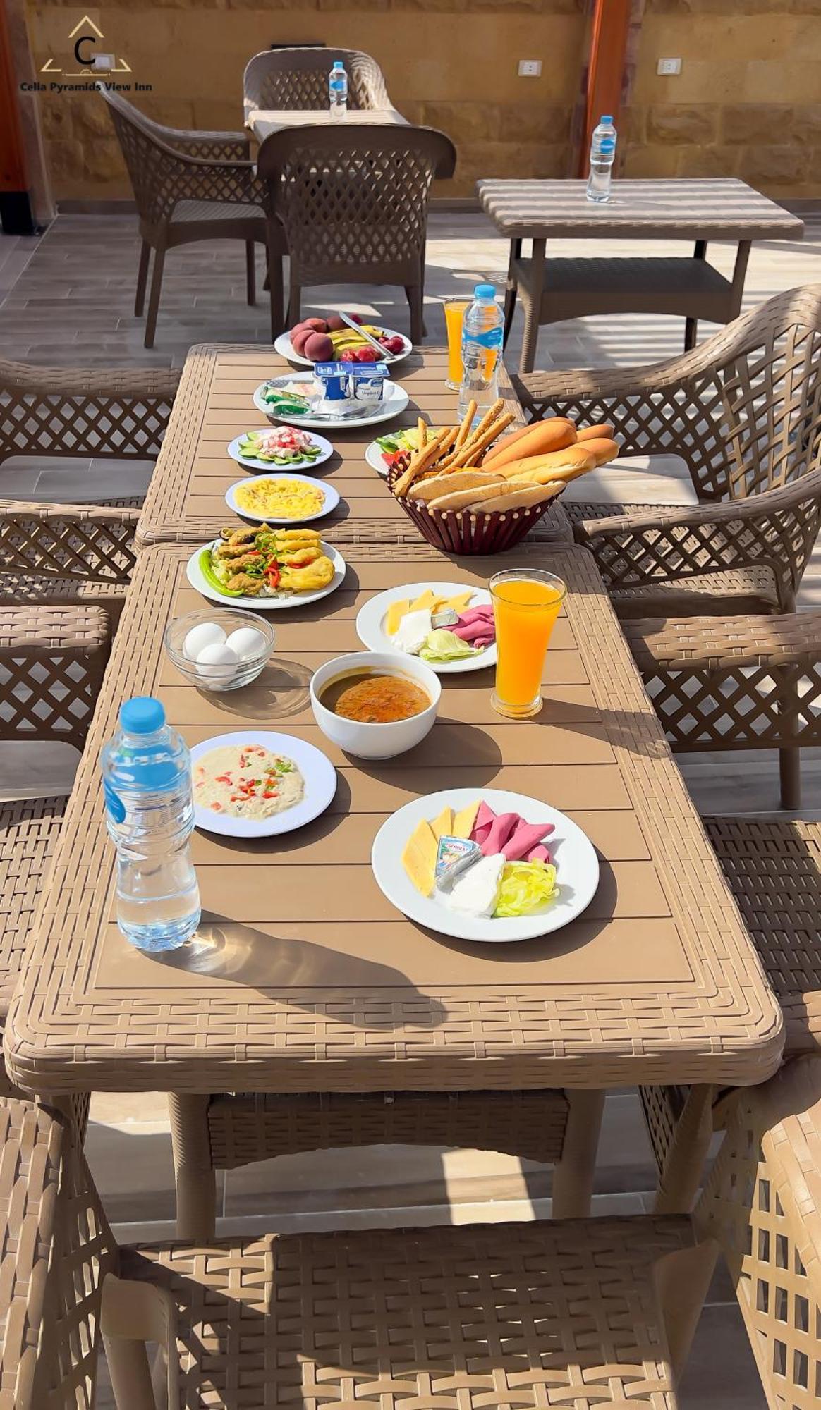 Celia Pyramids View Inn Nazlet el-Sîsi Екстериор снимка